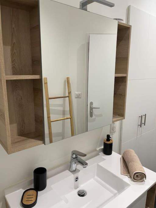 Superbe Appartement Plein Centre Millau Exteriör bild